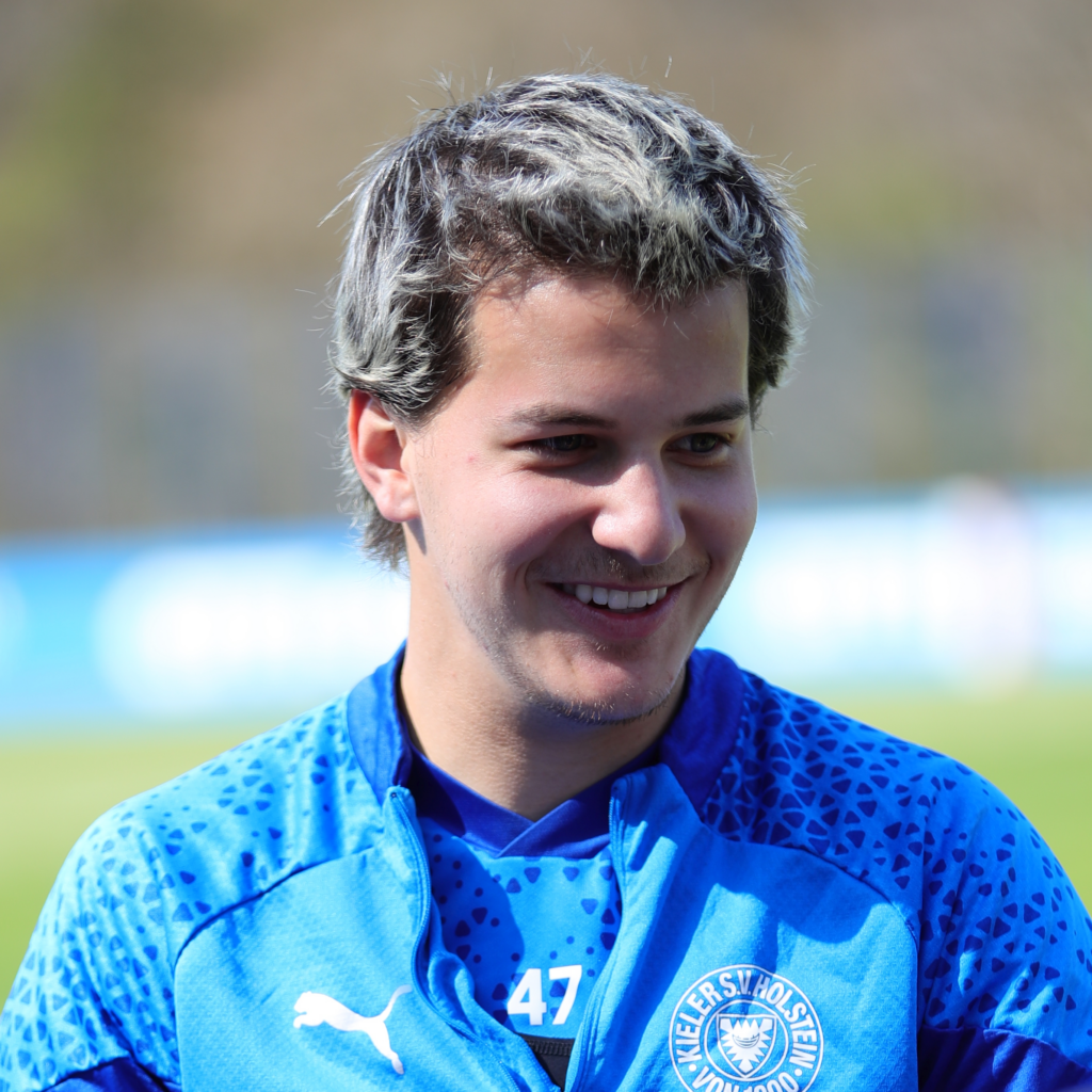 约翰·托尔金——美国捍卫者