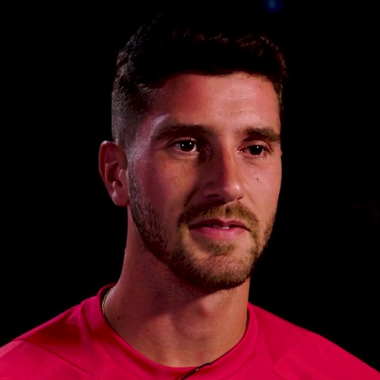 马科斯·塞内西 - 阿根廷后卫