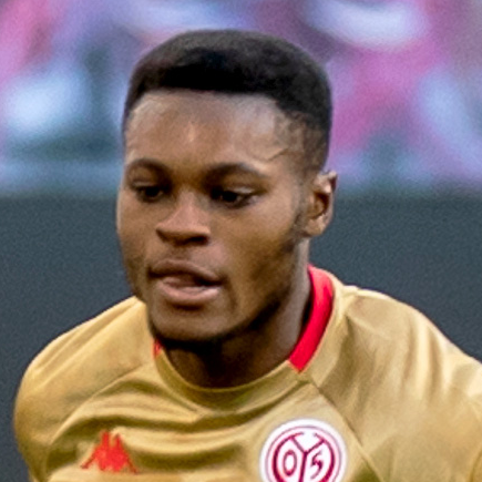 里德尔·巴库 - 德国后卫