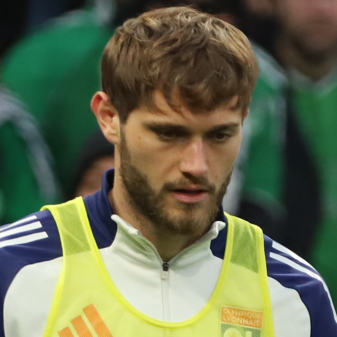 坦纳·特斯曼——美国中场球员